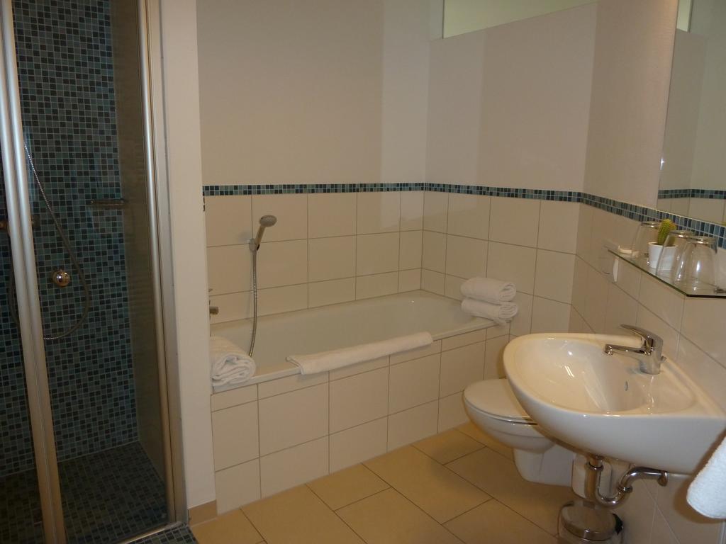 Hotel Goor Und Apartmenthaus Lauterbach  Bagian luar foto