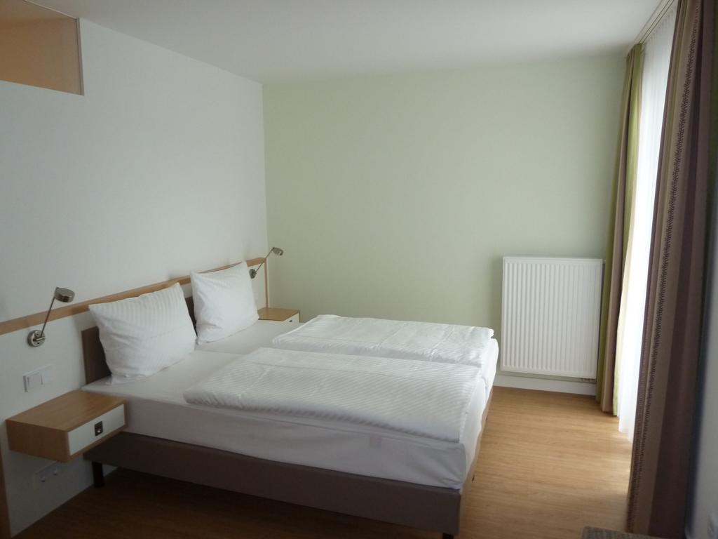 Hotel Goor Und Apartmenthaus Lauterbach  Bagian luar foto